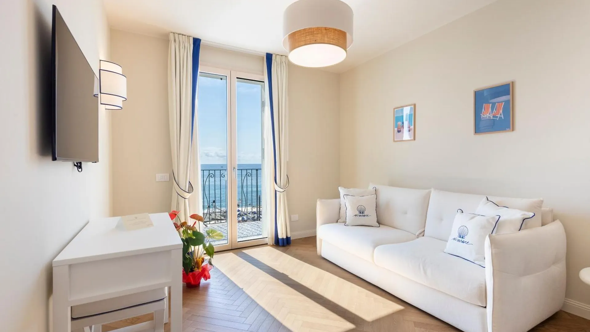 A'Mare Luxury Apartments Pietra Ligure 0*,