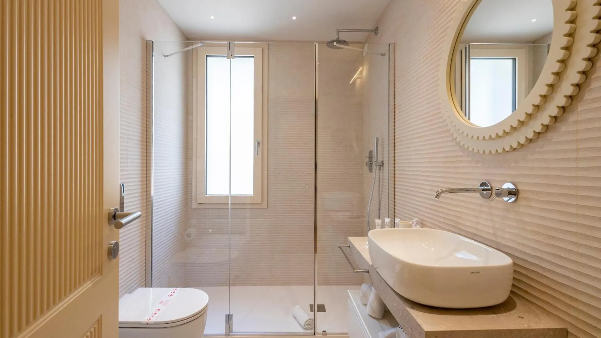 A'Mare Luxury Apartments Pietra Ligure 0*,  Italia